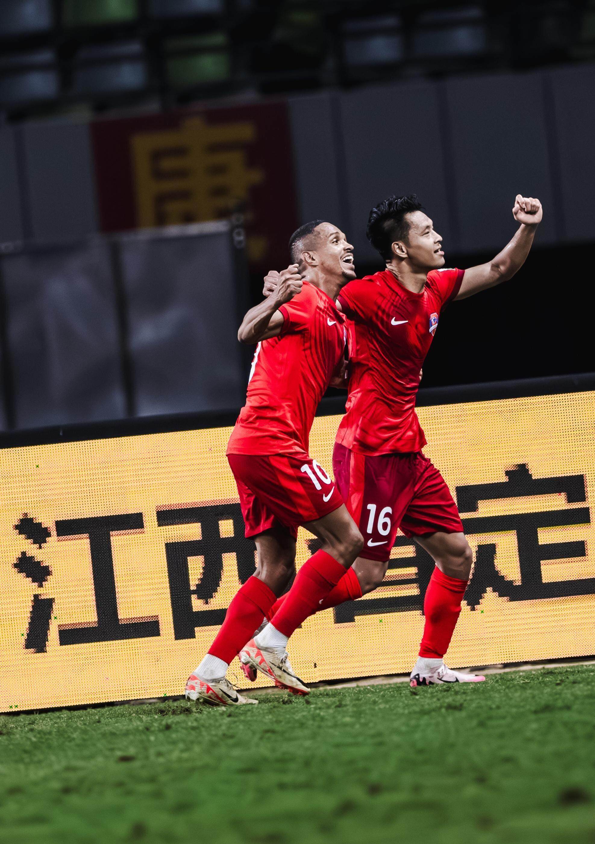 关于法甲赛程吃紧，广州队转会期门线救险，底气十足，球探报告显示潜力的信息